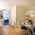 Minka Apartahotel
