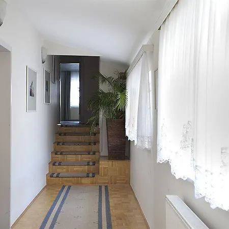 Minka 3* Ljubljana