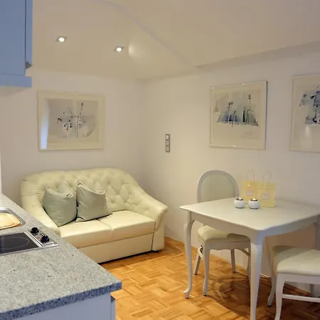 Minka Lejlighedshotel 3*