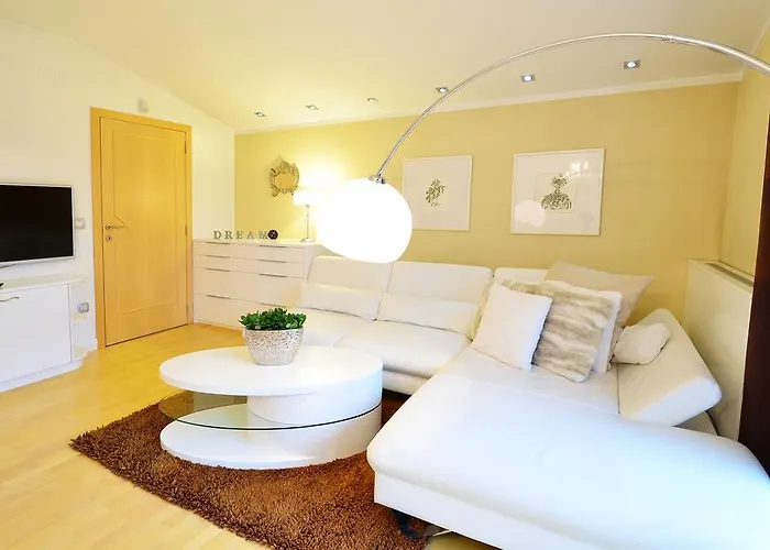 Aparthotel Minka Lubiana