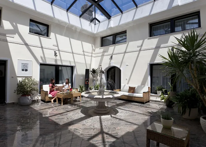 Minka Aparthotel Lubiana